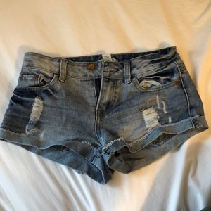 Forever 21 short jean shorts